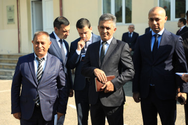 Niyazi Bayramov Hacıkənd qəsəbəsinin sakinləri ilə görüşüb