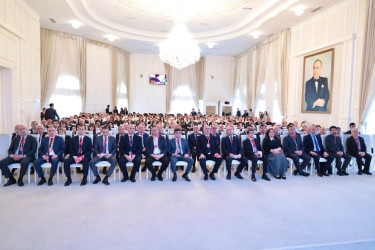 Gəncədə Ümummilli Lider Heydər Əliyevin anadan olmasının 103 illiyinə həsr olunmuş beynəlxalq elmi-praktik konfrans keçirilib