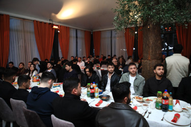 Gəncədə Azərbaycan və Türkiyəli tələbələr üçün iftar süfrəsi təşkil olunub