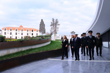 Baş prokuror Gəncə şəhərində vətəndaşları qəbul edib