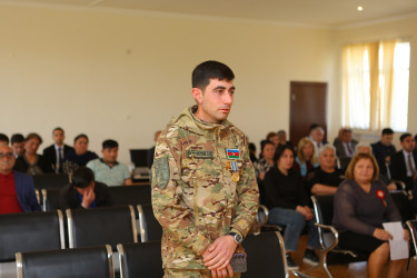 Niyazi Bayramov 3 nömrəli tam orta məktəbdə vətəndaşlarla görüş keçirib