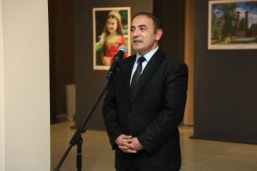 “Əsrlərin şahidi Gəncə” adlı foto sərgi təşkil olunub