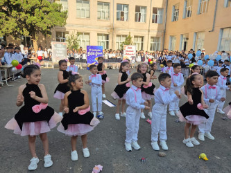 Gəncə məktəblərində “Bilik Günü” qeyd olunub