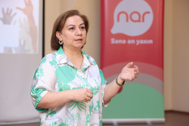 Gəncədə “Hüquqlarınla parla!” layihəsi çərçivəsində məktəblilərlə görüş keçirilib