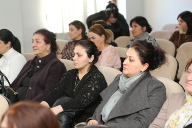 Gəncədə autizm spektr pozuntuları ilə bağlı maarifləndirici görüş keçirilib