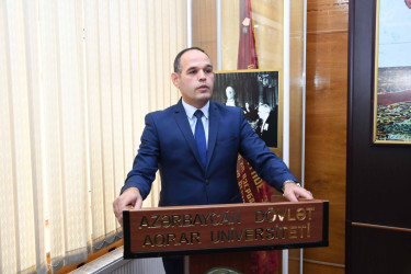 Gəncədə Prezident İlham Əliyevin ABŞ və Çin Xalq Respublikasına işgüzar səfərlərinin əhəmiyyətinə həsr olunan dəyirmi masa keçirilib