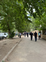 Şəhərdə qanunsuz küçə ticarətinə qarşı monitorinqlər davam etdirilir