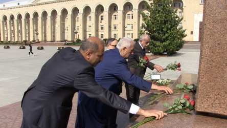 AMEA Gəncə Bölməsində “Yaşıl dünya naminə həmrəylik ili”nə həsr olunan Respublika konfransı keçirilib