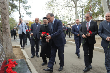 Gəncədə Vətən müharibəsi zamanı şəhid olan mülki vətəndaşların xatirəsi anılıb