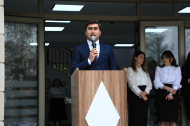 Gəncə şəhər 24 nömrəli tam orta ümumtəhsil məktəbinin əsaslı təmirdən sonra açılışı olub