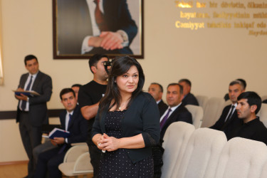 Niyazi Bayramov ADAU-da sakinlərlə görüşüb