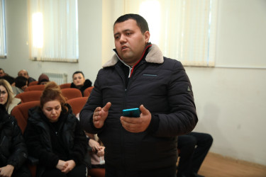 Niyazi Bayramov sakinlərlə növbəti səyyar görüşünü keçirib