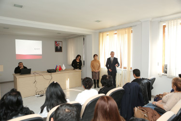 Gəncədə autizm spektr pozuntuları ilə bağlı maarifləndirici görüş keçirilib