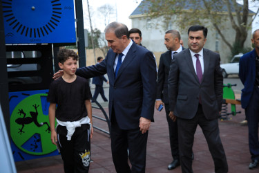 Niyazi Bayramov şəhərin bir sıra ərazilərində görülən abadlıq işlərinə baxış keçirib