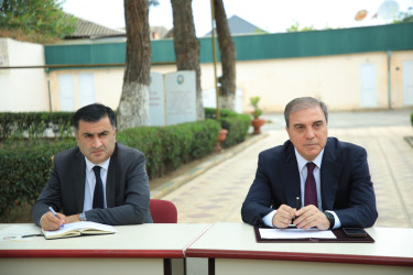 Niyazi Bayramov növbəti dəfə sakinlərlə görüşüb