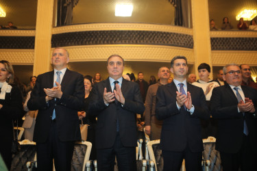 Gəncədə “Erisioni” Gürcüstan Dövlət Akademik Mahnı və Rəqs Ansamblının konsert proqramı keçirilib