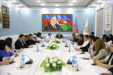 Gəncədə Ulu Öndər Heydər Əliyevin 102 illiyinə həsr olunmuş beynəlxalq elmi konfrans keçirilib