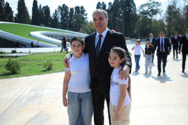 Gəncə Memorial Kompleksi ziyarət olunub
