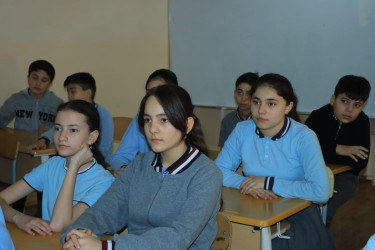Gəncədə şagirdlər üçün şəhərsalma mövzusunda görüş keçirilib