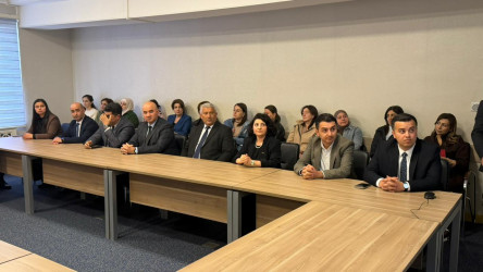 Gəncədə akademik Zərifə xanım Əliyevanın 103 illiyinə həsr olunmuş dəyirmi masa keçirilib