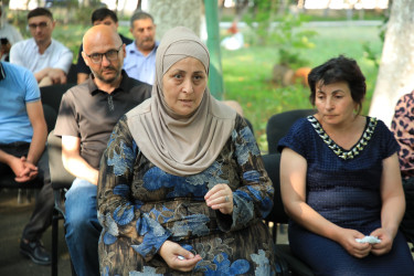 Gəncə Şəhər İcra Hakimiyyətinin başçısı Niyazi Bayramov növbəti dəfə sakinlərlə səyyar görüş keçirib