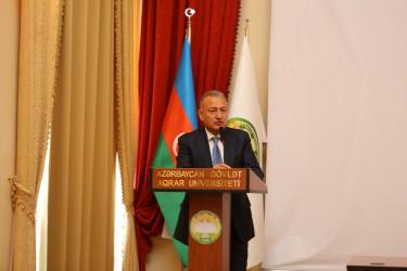 Gəncədə “Ulu Öndər Heydər Əliyev müasir Azərbaycan Respublikasının, Konstitusiyasının və suverenliyinin banisidir” mövzusunda konfrans keçirilib