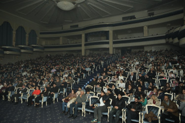 Gəncədə “Erisioni” Gürcüstan Dövlət Akademik Mahnı və Rəqs Ansamblının konsert proqramı keçirilib