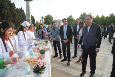 Gəncədə Ulu Öndər Heydər Əliyevin 100 illik yubileyi münasibətilə silsilə tədbirlər çərçivəsində möhtəşəm konsert proqramı keçirilib