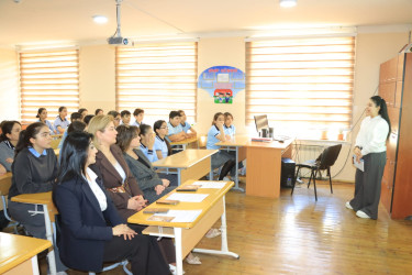 Gəncədə şagirdlər üçün şəhərsalma mövzusunda görüş keçirilib
