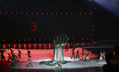 İlham Əliyev və birinci xanım Mehriban Əliyeva Gəncədə keçirilən III MDB Oyunlarının təntənəli açılış mərasimini izləyiblər