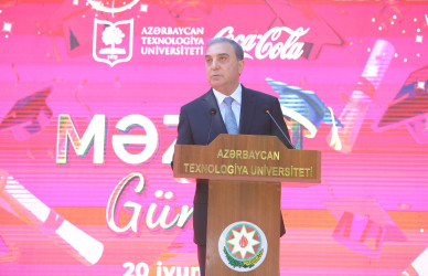 Azərbaycan Texnologiya Universitetində Məzun Günü təntənəli şəkildə qeyd olunub