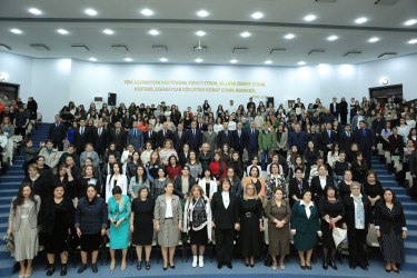 Gəncədə 8 Mart – Beynəlxalq Qadınlar Gününə həsr olunmuş bayram tədbiri keçirilib