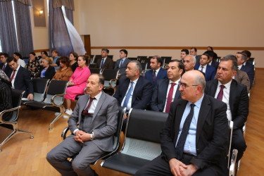 Niyazi Bayramov 41 nömrəli tam orta məktəbdə vətəndaşlarla görüşüb