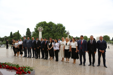 Niyazi Bayramov Aparatın əməkdaşlarını peşə bayramı münasibətilə təbrik edib
