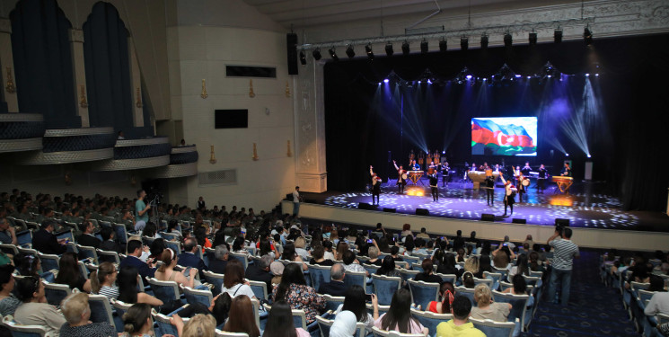 Gəncədə XV “İpək Yolu” Beynəlxalq Musiqi Festivalının bağlanış mərasimi keçirilib