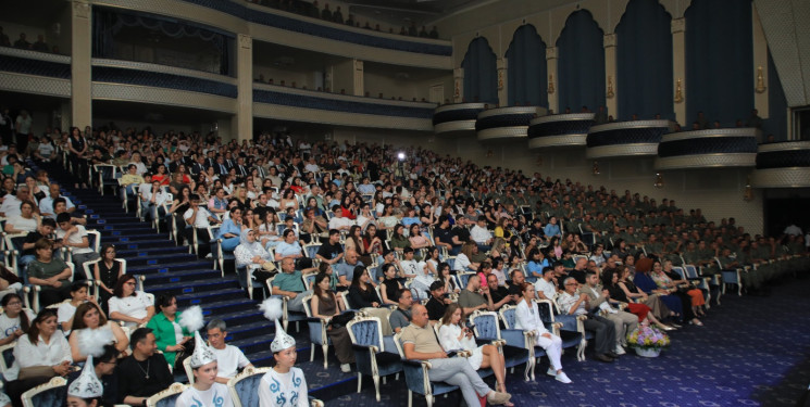 Gəncədə “İpək Yolu” Beynəlxalq Musiqi Festivalının açılış mərasimi keçirilib