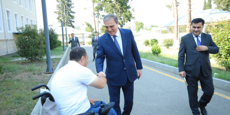 Gəncə Şəhər İcra Hakimiyyətinin başçısı Niyazi Bayramov növbəti dəfə vətəndaşlarla görüşüb