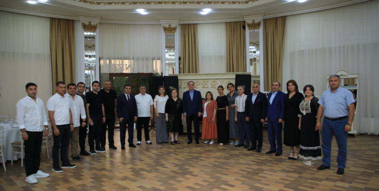 Niyazi Bayramov Milli Mətbuat Günü münasibətilə media nümayəndələri ilə görüşüb