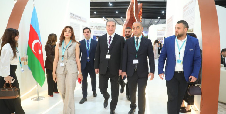 Niyazi Bayramov "Urban Expo" sərgisində Azərbaycan pavilyonu ilə tanış olub