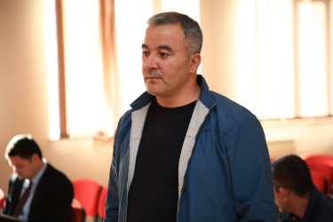 Niyazi Bayramov 14 nömrəli tam orta məktəbdə səyyar görüş keçirib