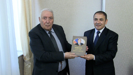 AMEA-nın Gəncə Bölməsinin Rəyasət Heyətinin iclası olub