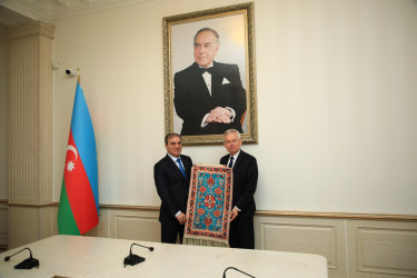 Niyazi Bayramov Polşanın Azərbaycandakı səfiri ilə görüşüb