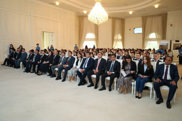 Gəncədə “Ümummilli Lider Heydər Əliyev – Müstəqil Azərbaycan Konstitusiyasının müəllifi” adlı konfrans keçirilib