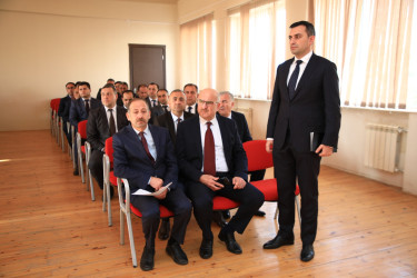 Niyazi Bayramov 14 nömrəli tam orta məktəbdə səyyar görüş keçirib