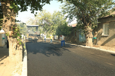 Gəncənin prospekt və küçələrində asfaltlanma işləri davam edir