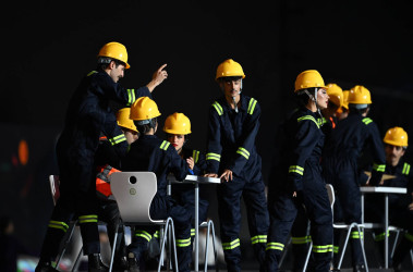 İlham Əliyev və birinci xanım Mehriban Əliyeva Gəncədə keçirilən III MDB Oyunlarının təntənəli açılış mərasimini izləyiblər