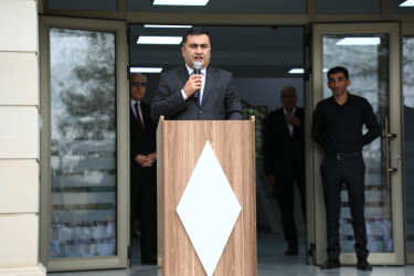 Gəncə şəhər 24 nömrəli tam orta ümumtəhsil məktəbinin əsaslı təmirdən sonra açılışı olub