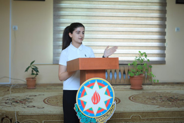 Şagirdlərlə “Rəqəmsal dünyada təhlükəsizlik” mövzusu müzakirə olunub