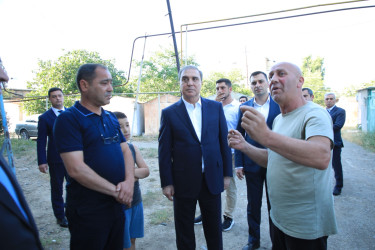 Niyazi Bayramov növbəti “ABAD məhəllə” layihəsi çərçivəsində görülən işlərlə tanış olub