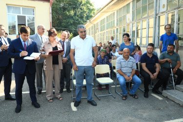 Niyazi Bayramov Hacıkənd qəsəbəsinin sakinləri ilə görüşüb